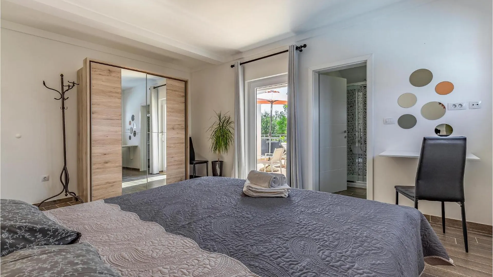 Lovely Home In Rovinj With Kitchen