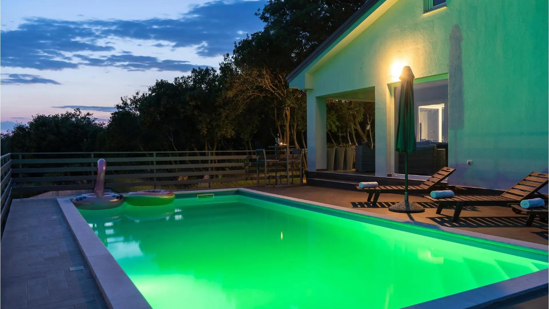 Lovely Home In Rovinj With Kitchen Holiday home