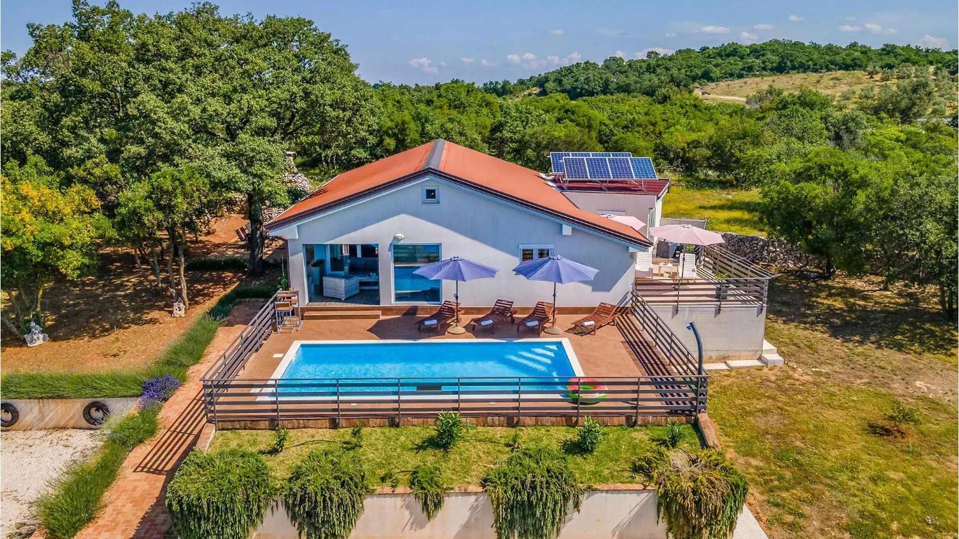 Lovely Home In Rovinj With Kitchen